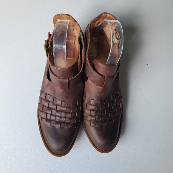 Born Shoes Womens Size 7 Leather Woven Buckle Cut Out Ankle Booties Witch Whimsy - Picture 6 of 11